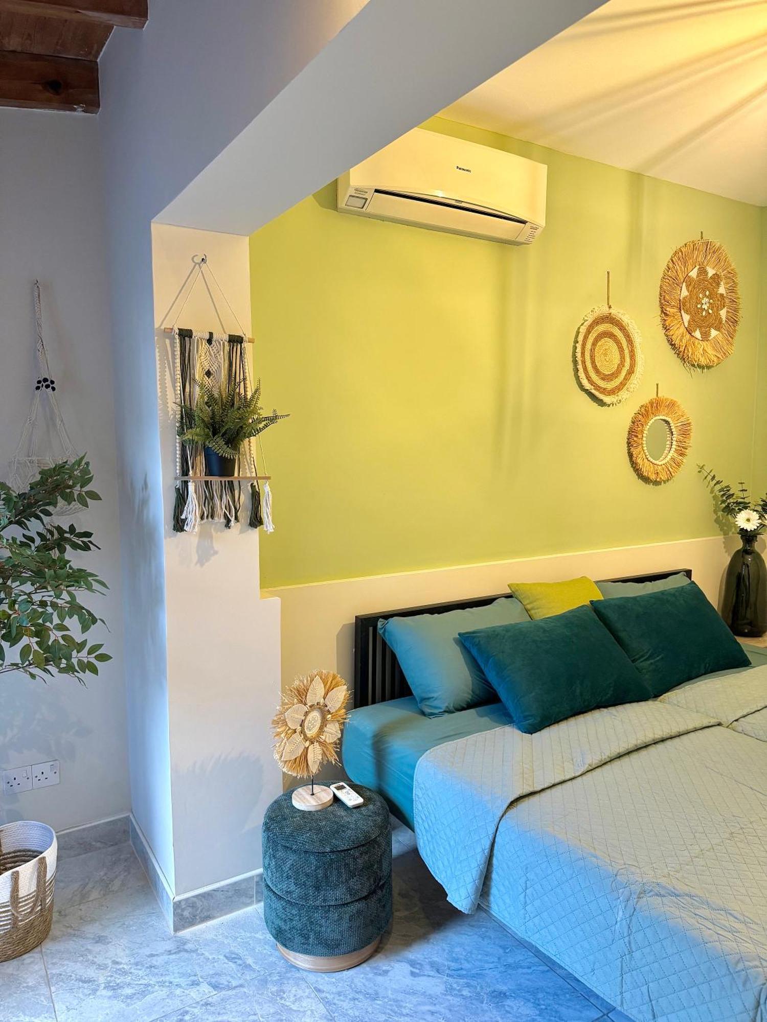 Dub House Apartment Пафос Екстериор снимка